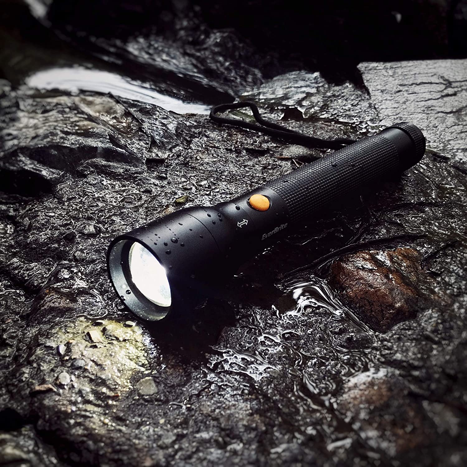 anker super bright tactical flashlight rechargeable 900 lumen Ever Brite Ultra Bright Tactical Flashlight, 900 Lumen Zoomable Adjustable Focus, 3 Light Modes, Heavy Duty Aluminum Tor